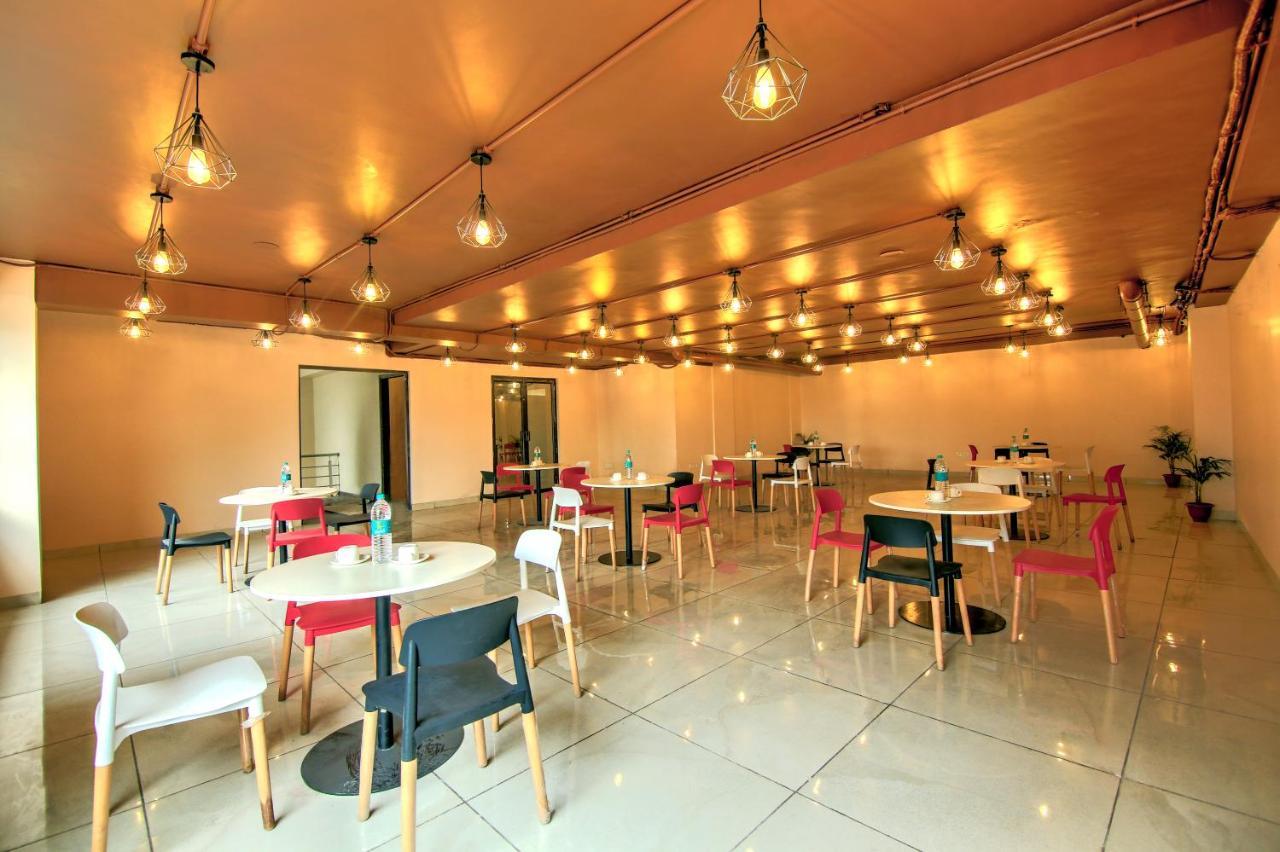 Artisan Rooms Neu-Delhi Exterior foto