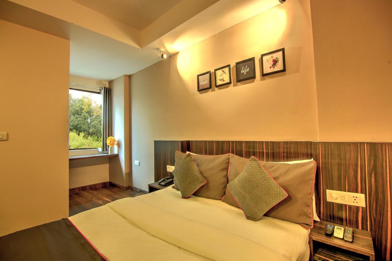 Artisan Rooms Neu-Delhi Exterior foto
